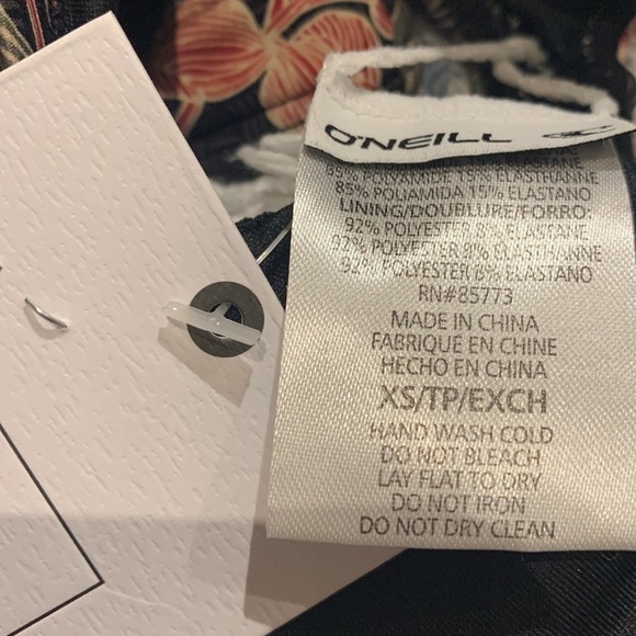 Nwt O'Neill Jada Active Tropical Juniors' Bikini Top - xs - Picture 6 of 6